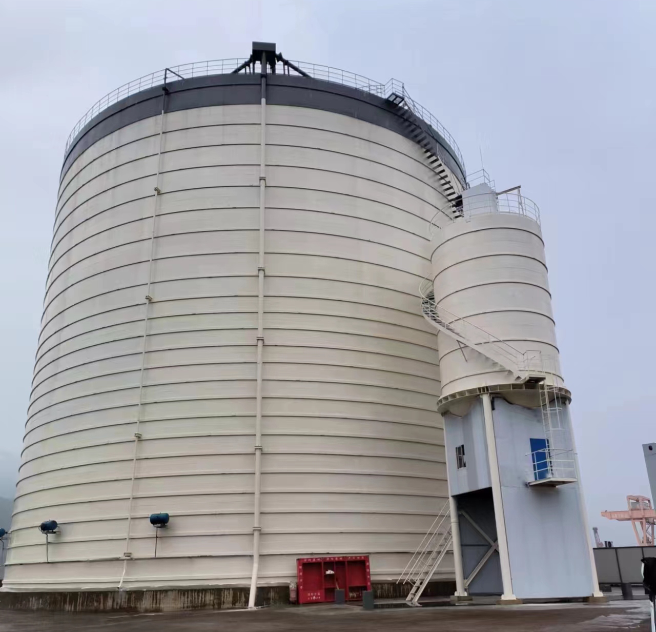 威海10万吨水泥钢板库